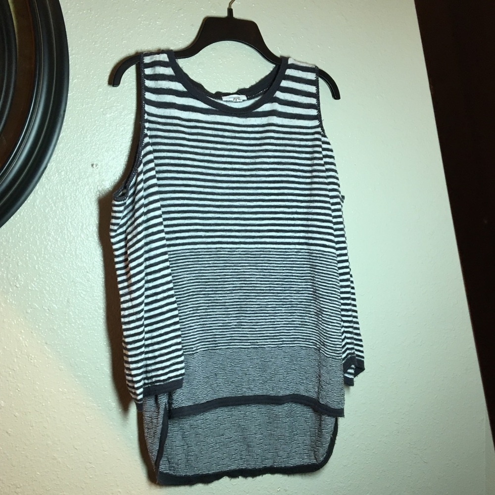 Maurice’s Navy/white striped cold shoulder top